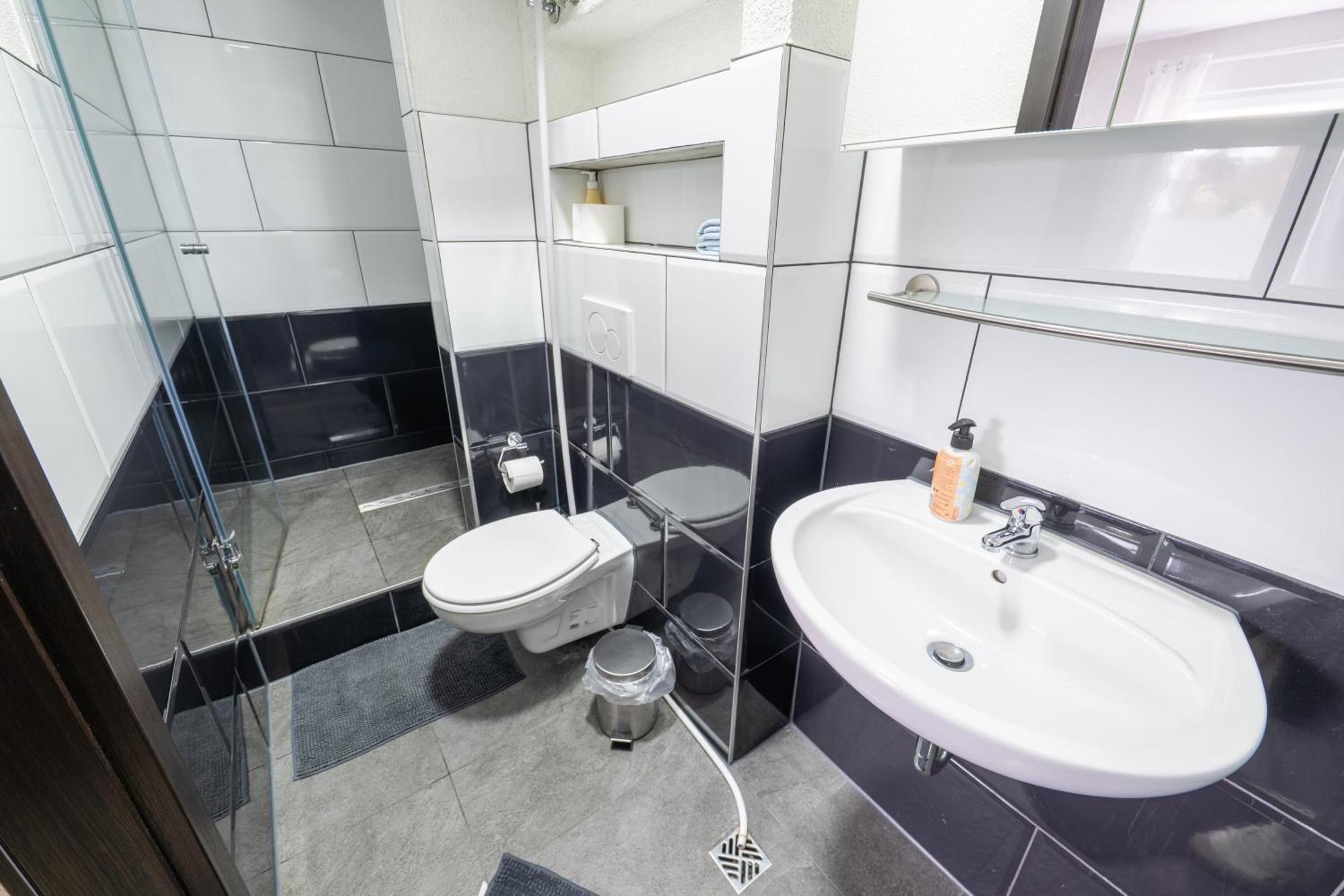 Gemuetliches Apartment In Нойвід Екстер'єр фото